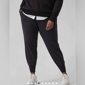 Athleta Venice Exercise Joggers Size Large Black Athleisure Pants
